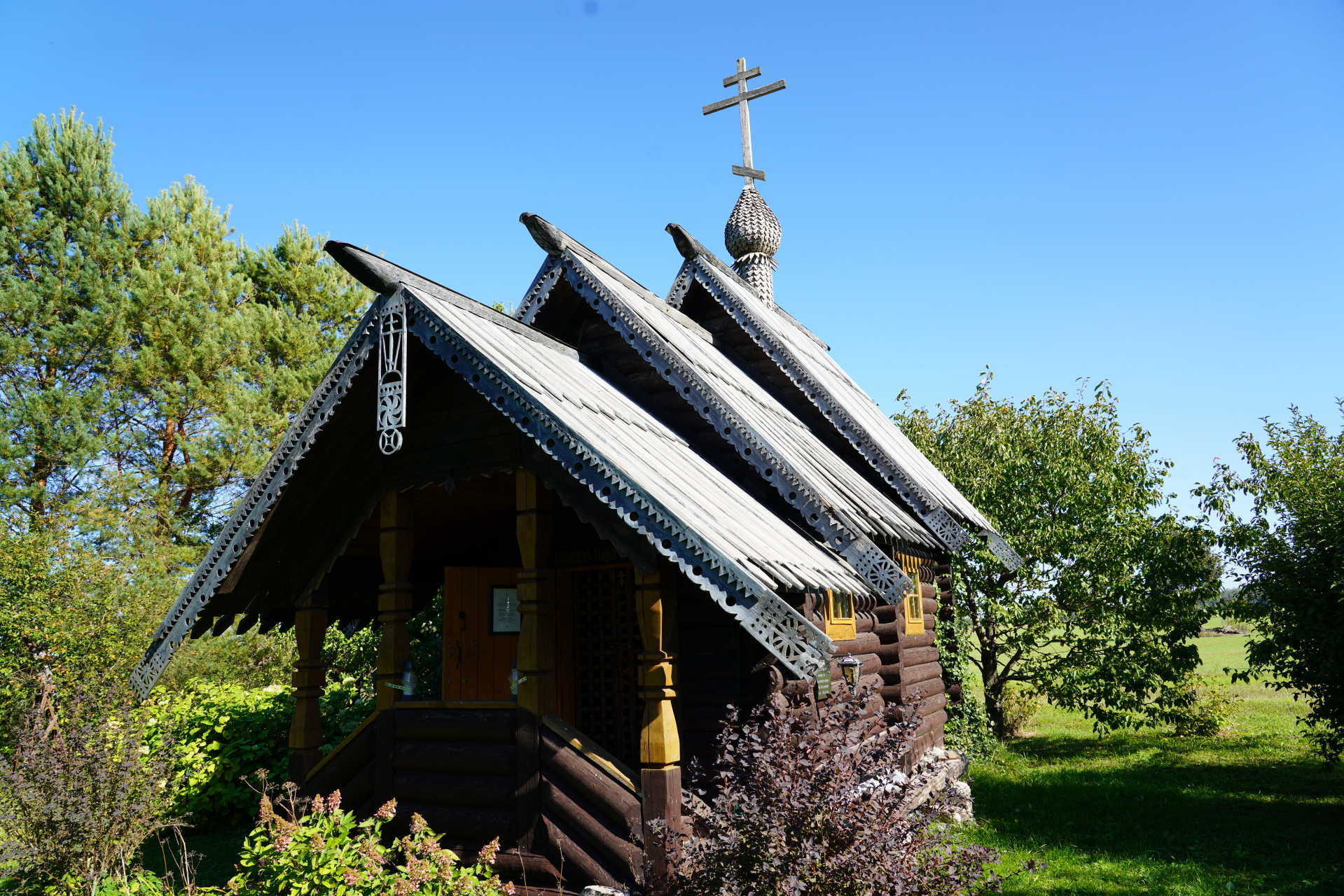 Davonių Šventosios Šeimynos koplyčia