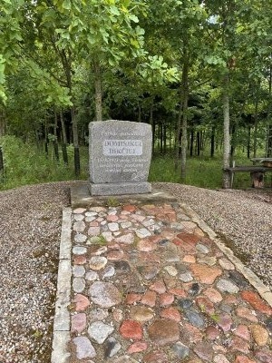 Parkas Dominikui Dikčiui atminti ir atminimo akmuo