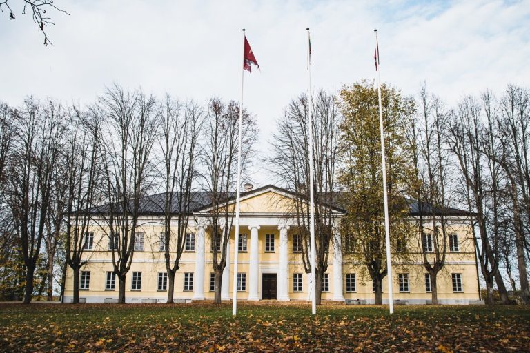 Bartkuškio dvaro sodyba
